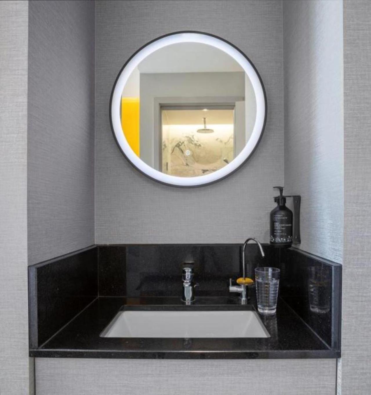 סינגפור Hotel Mi Rochor מראה חיצוני תמונה